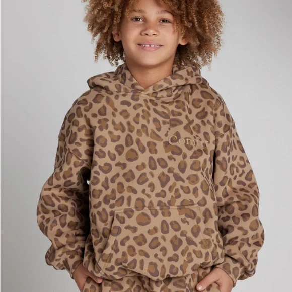 Comfrt Kids Brown Leopard Minimalist Hoodie Medium - Picture 3 of 3